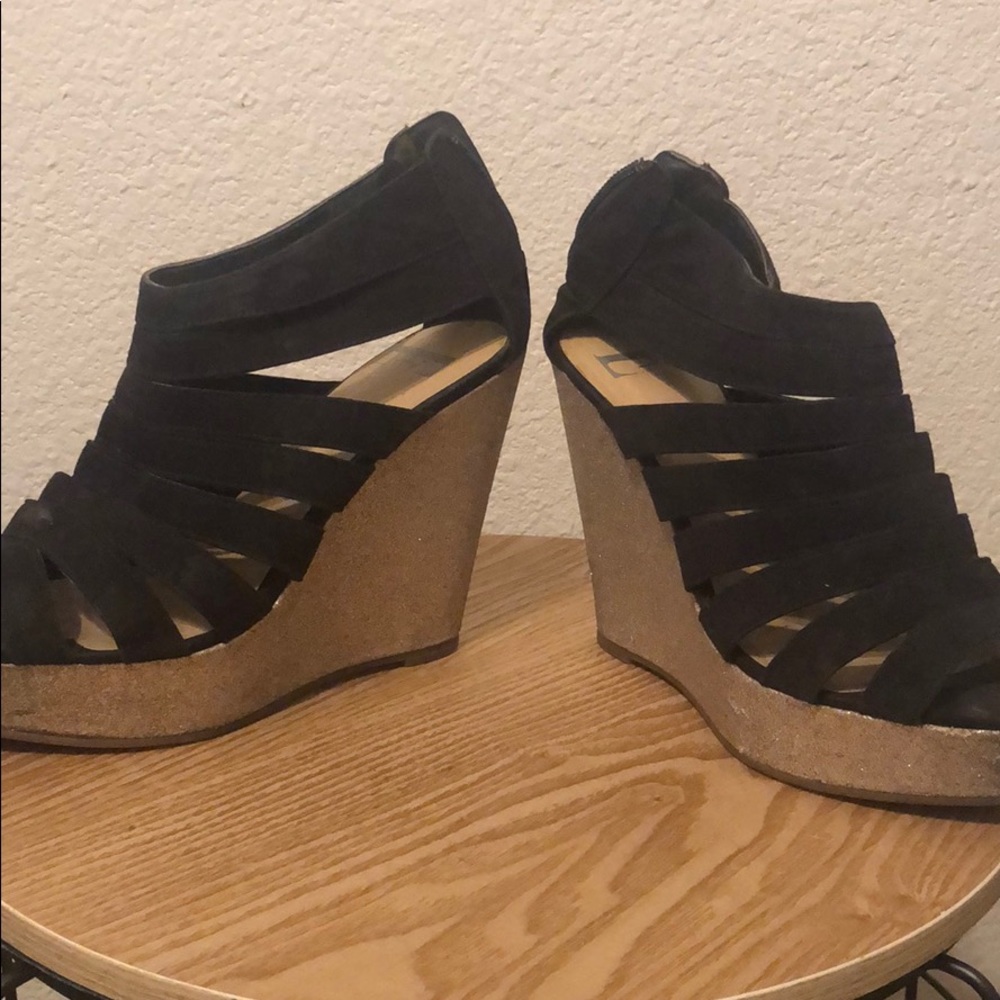 Gold sparkle wedges